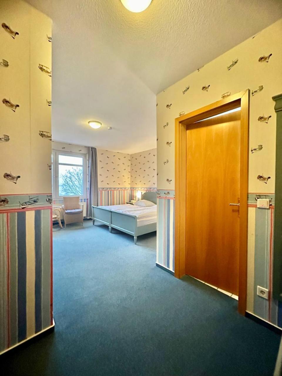 Gaestehaus Weserblick Am Weser-Sandstrand Berne المظهر الخارجي الصورة